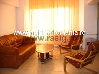 2 camere, Panduri- Monitor, modern