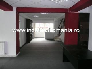 10 camere vatra luminoasa
