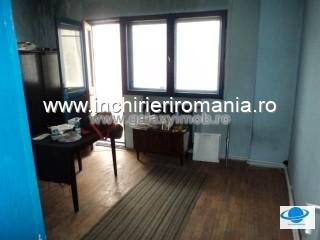 Inchiriere Apartamente - Apartament - 6 camere