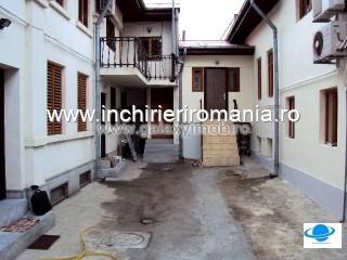 Inchiriere Case / Vile - Casa / Vila - 10 camere
