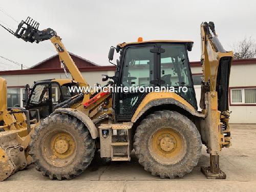 Inchiriez Buldoexcavator cu atasamente diverse